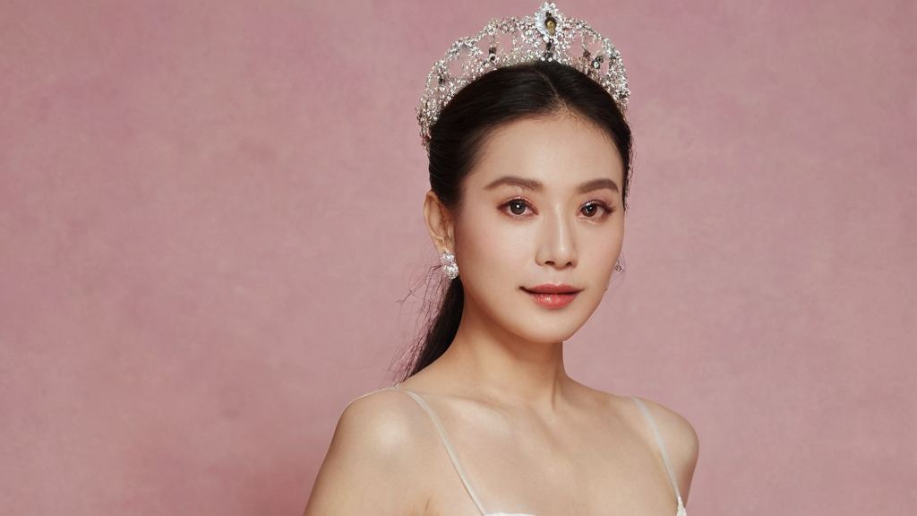 边看边买的小杨哥在直播中被曝疑似隐退引热议娱乐吃瓜酱买菜视频背后隐藏的明星动态